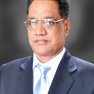 Dr._S._T._Mahite.original