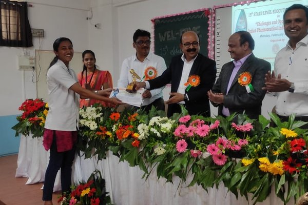 Ms. Esha Hingmire of Final year B. Pharm, KVV Krishna Institute of Pharmacy, secured the First Prize  of 15th State level Elocution competition